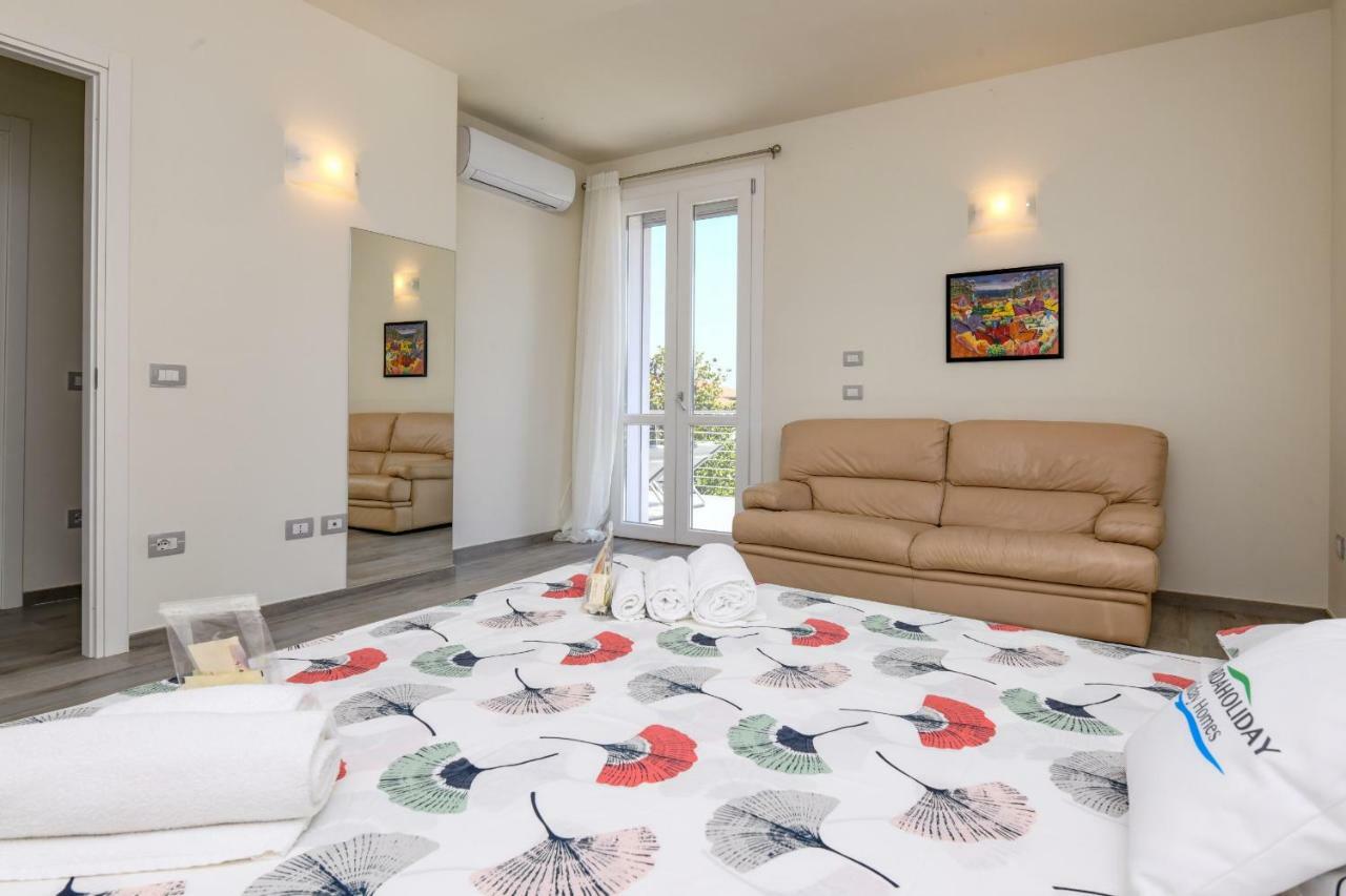 Villa Casa Linda à Ronchi  Extérieur photo