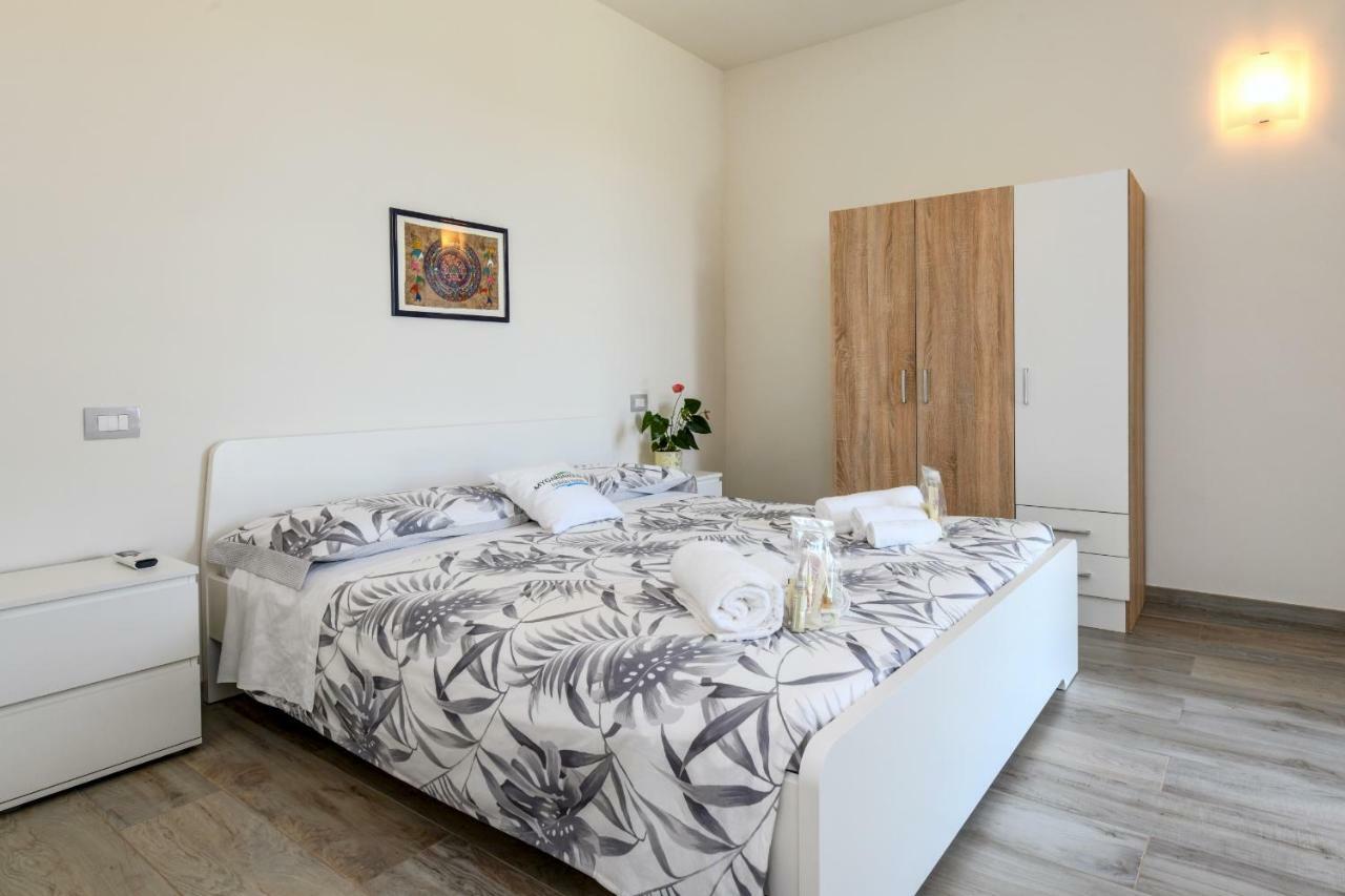 Villa Casa Linda à Ronchi  Extérieur photo