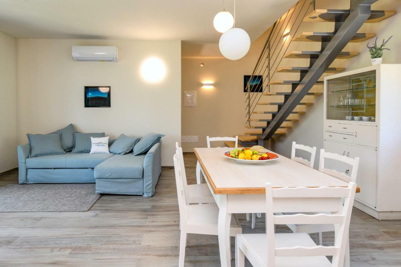 Villa Casa Linda à Ronchi  Extérieur photo